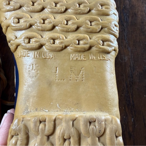 L.L. Bean Classic Low Bean Boots Womens Size 6 Navy Rubber Tan Leather Vintage - Picture 13 of 13